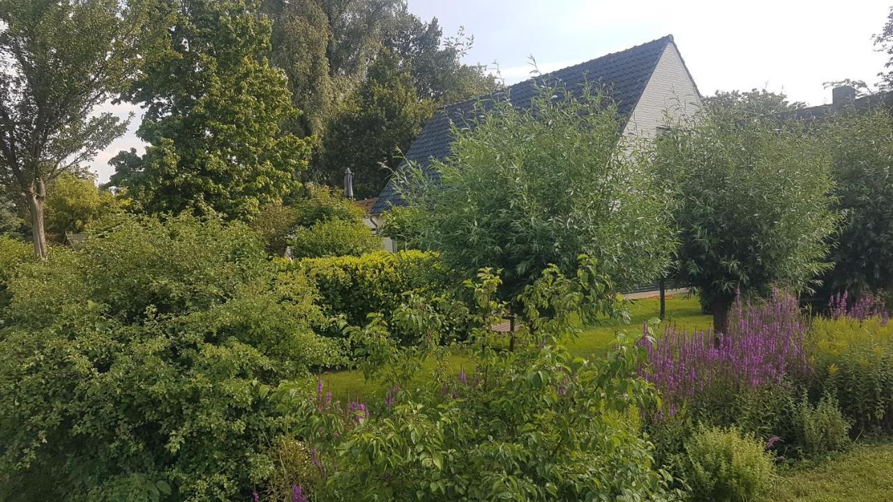 Zonnig Appartement Maasbommel. Экстерьер фото