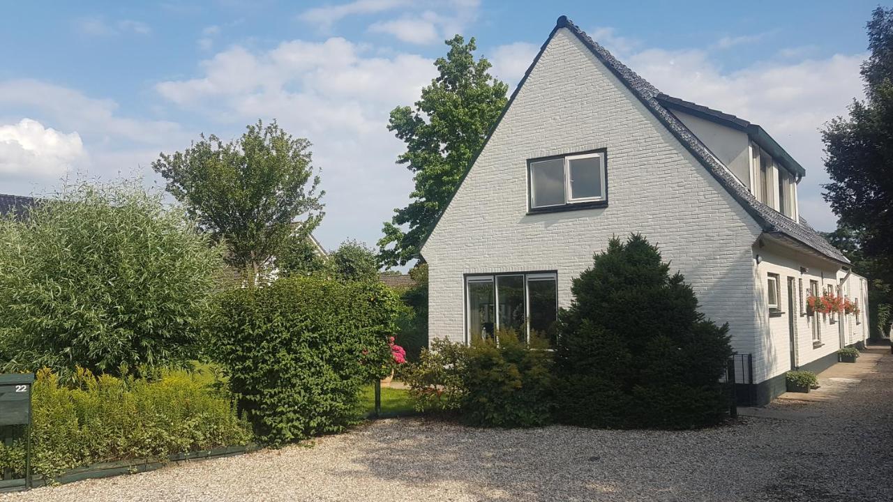 Zonnig Appartement Maasbommel. Экстерьер фото