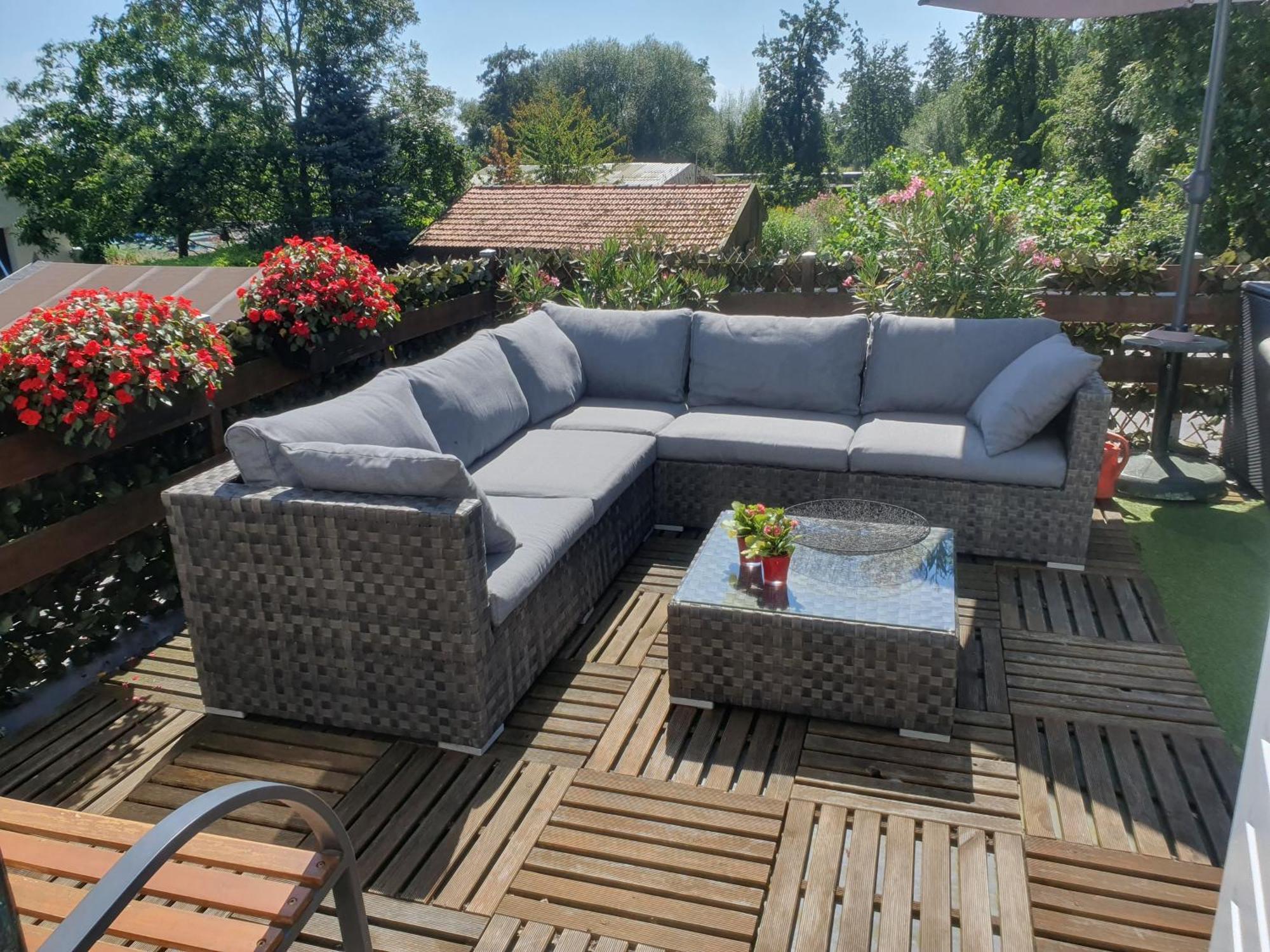 Zonnig Appartement Maasbommel. Экстерьер фото