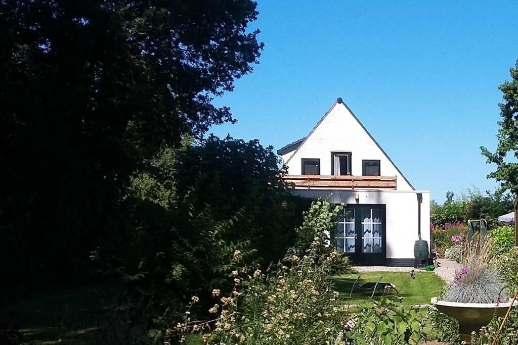 Zonnig Appartement Maasbommel. Экстерьер фото